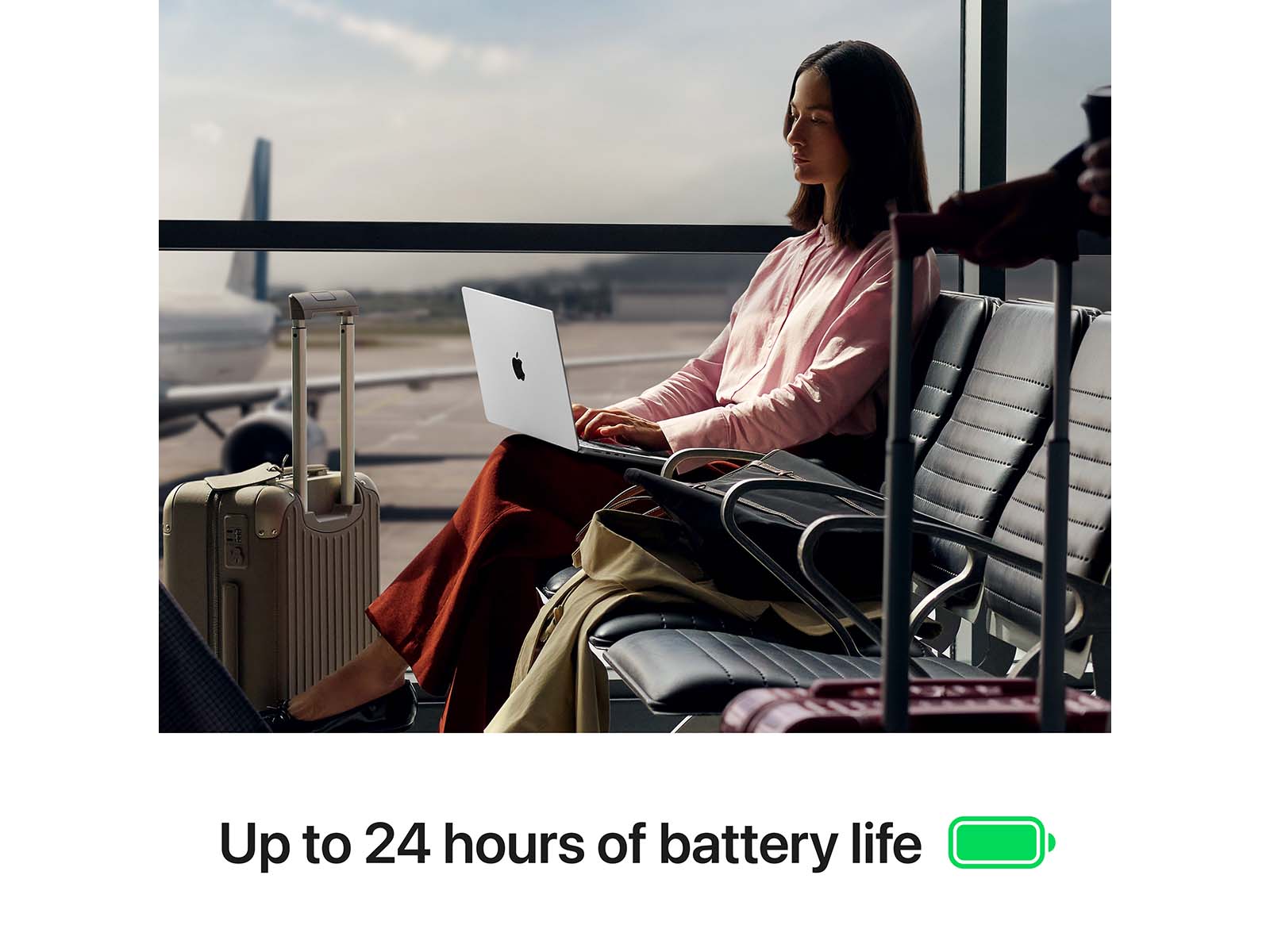 MacBook Pro 2025 14" M5 10 processorer, 10 grafikkort, 16 GB, 1 TB - Silver - (MDE54DK/A)