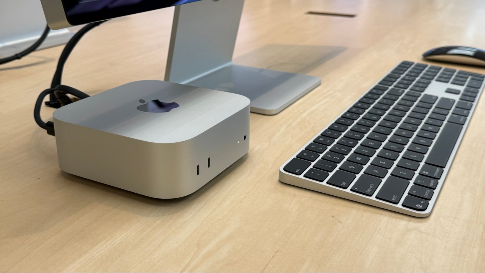 M4 Mac mini tilbyder modulær SSD-opbevaring, hurtigere grundmodelhastigheder