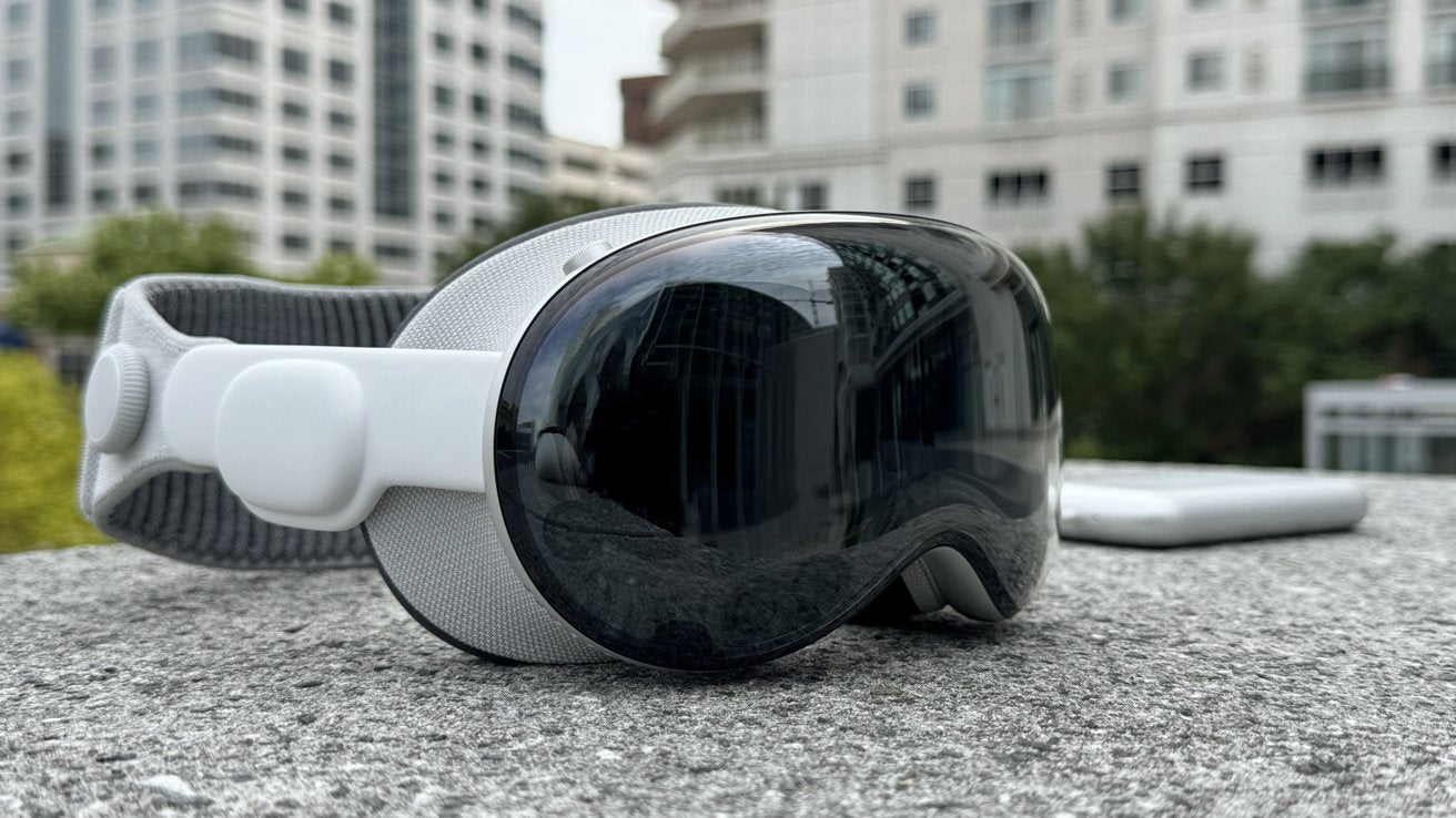 Fejrer og udfordrer Apple Vision Pro ét år efter udgivelsen