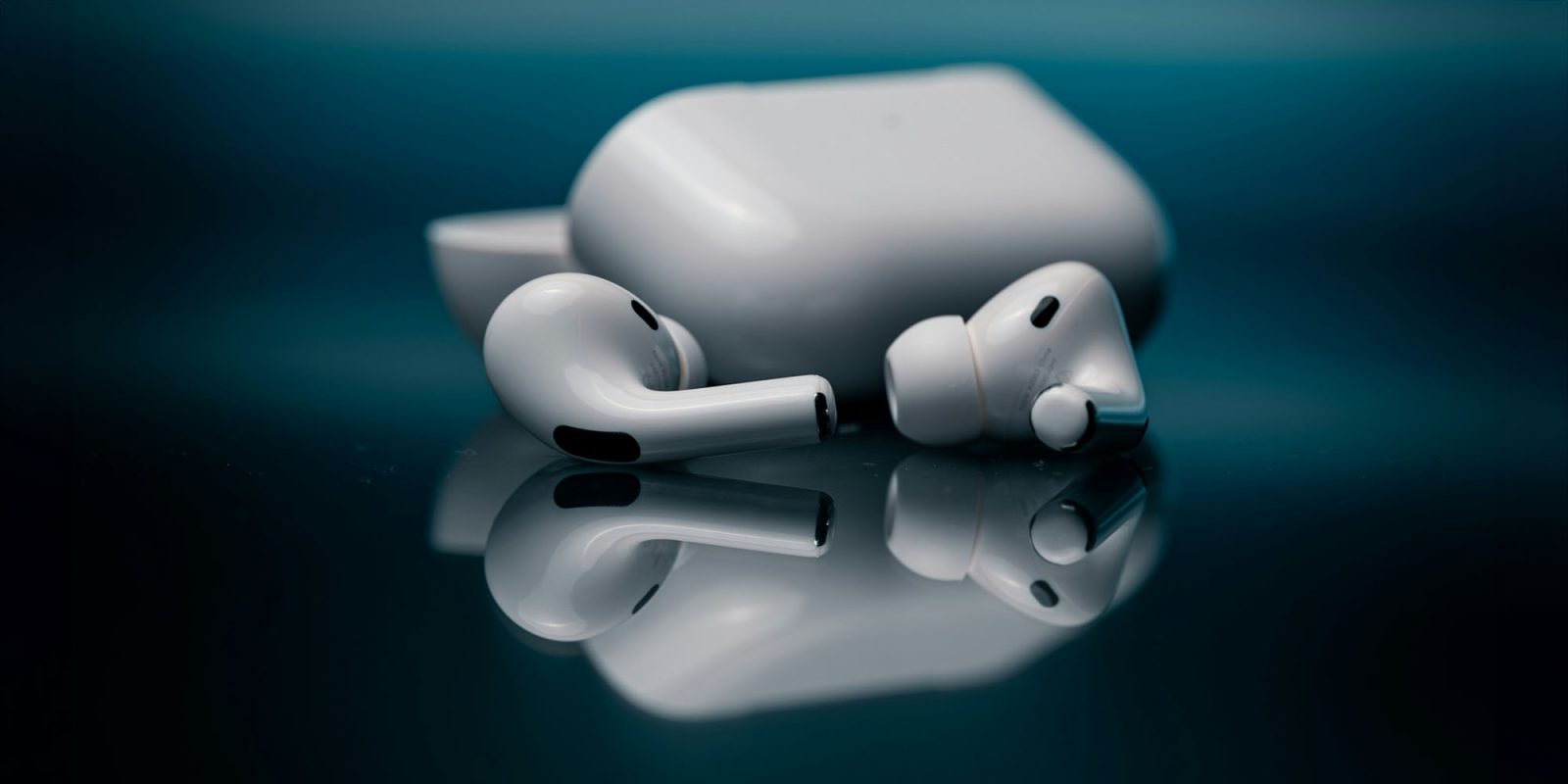 AirPods Pro-retten siger, at Apple ikke har løst kraklerne og ANC-fejlene.