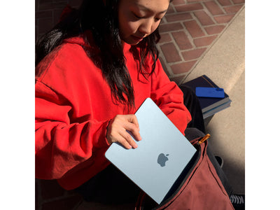 MacBook Air 2025 13" M4 10 processorer, 8 grafikkort, 16 GB, 256 GB - Starlight - (MW0Y3DK/A)